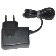  Doro HKA00605006-3C fekete gyári hálózati töltő 5V, 600mA micro USB csatlakozóval