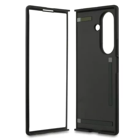 Guess Samsung F966B Galaxy Z Fold7 PU 4G Metal Logo hátlapvédő tok barna (GUHCZFD74GMGBR)