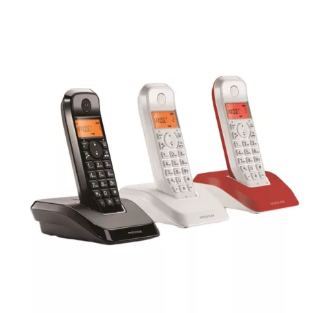 Motorola S1203 Trio DECT vezeték nélküli telefon 3 db kézibeszélővel, dokkolóval