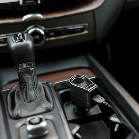 Forever CSS-04 szivargyújtó töltő 3x USB foglalattal LCD kijelzővel (Max 3x3.1A) Smart IC-vel 15W